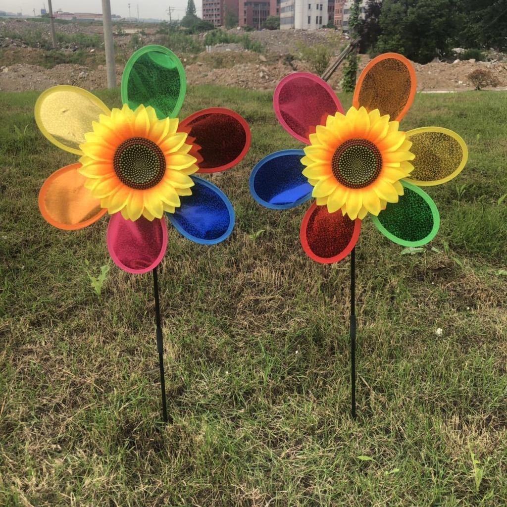 Children's Smiley Face Sunflower Pinwheel with Cartoon Design