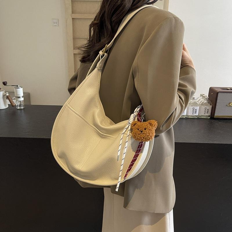 Autumn 2025 New Fashion Mori Dumpling Bag Simple Versatile Casual Crossbody Shoulder Bag