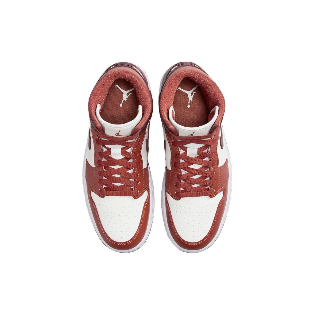 Air Jordan 1 Mid Dusty Peach da donna, scarpe da ginnastica arancioni, notte-marrone vela BQ6472-200