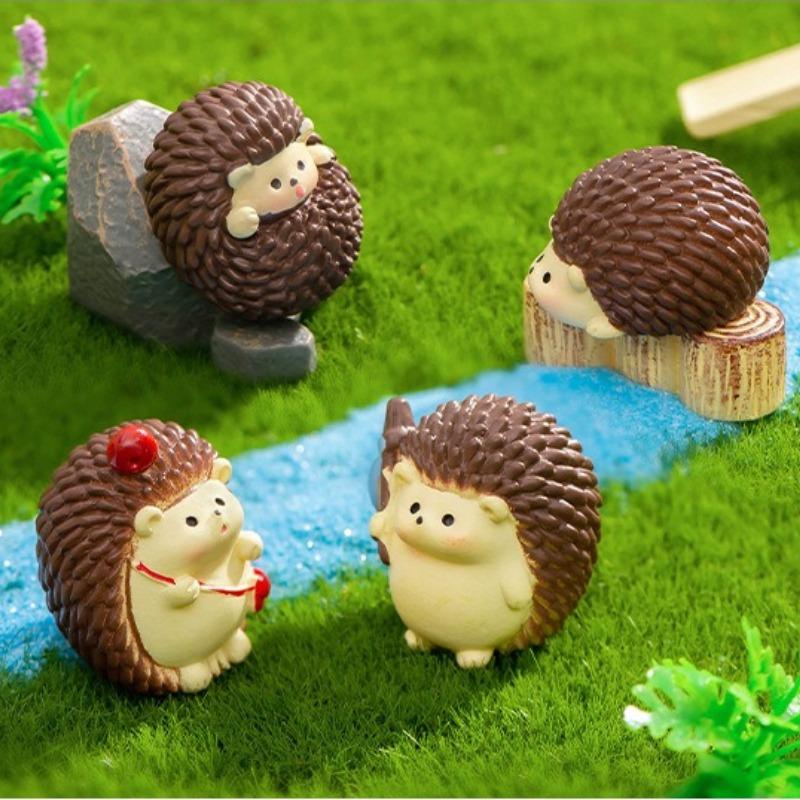 Mini Hedgehog Micro Landscape Cartoon Dollhouse Decoration Ornaments Resin Model Car Interior Home Desktop Decoration Figurines