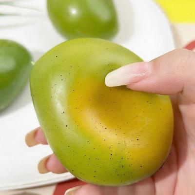 1/2/3/4/5Pcs Simulation Mango Stress Relief Toy Color Changing Strawberry Squeeze Toy Slow Rising Stretchy Decompression Fruit Shape Sensory Fidget