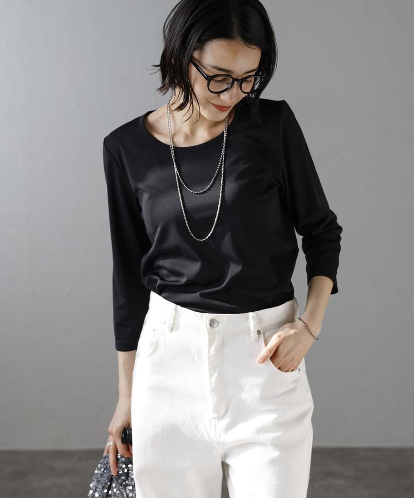 [BONMAX] Basic Round Neck Three-Quarter Sleeve Cut and Sew Top for Women