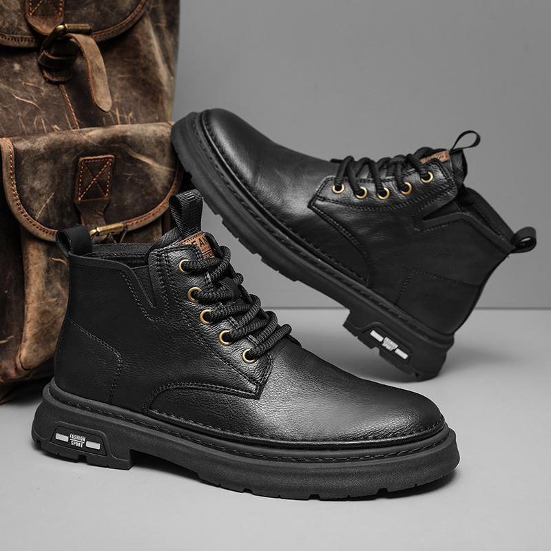 High Quality Men Casual Leather Outdoor Motorcycle Boot Vintage Flat Designer Round Toe Boots Punk Classic Cowhide High Top Shoe