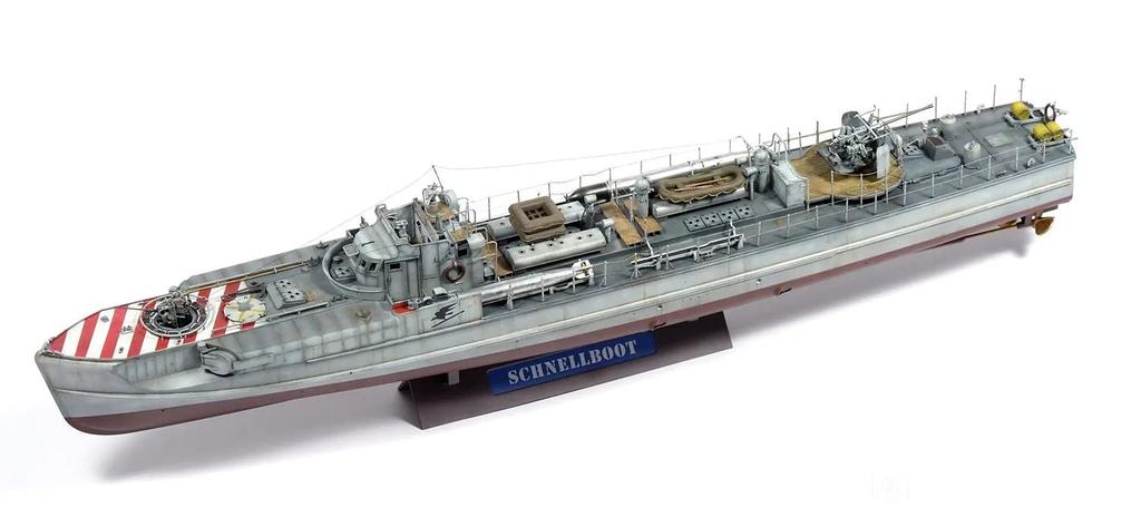 ForeHobby Scale German Navy Schnellboot Fast Attack Plastic Model Kit FHB1001 1/72 S-38 Boat, 1942,
