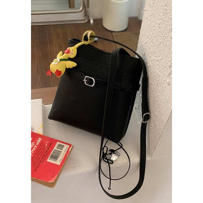 Summer fashion small bag women 2025 new fashion bucket bag lychee pattern shoulder bag crossbody mobile phone bag