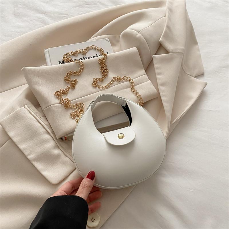 Dumpling Shaped Girls Chain Crossbody Bag With Magnet Closure For Daily Fashion