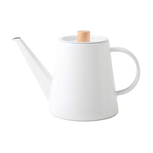 Form Lady Kaico Japanese-made Enamel Drip Kettle, White, Approx. Width 23.5 X Depth 13 X Height 15.9 Cm (K-017)