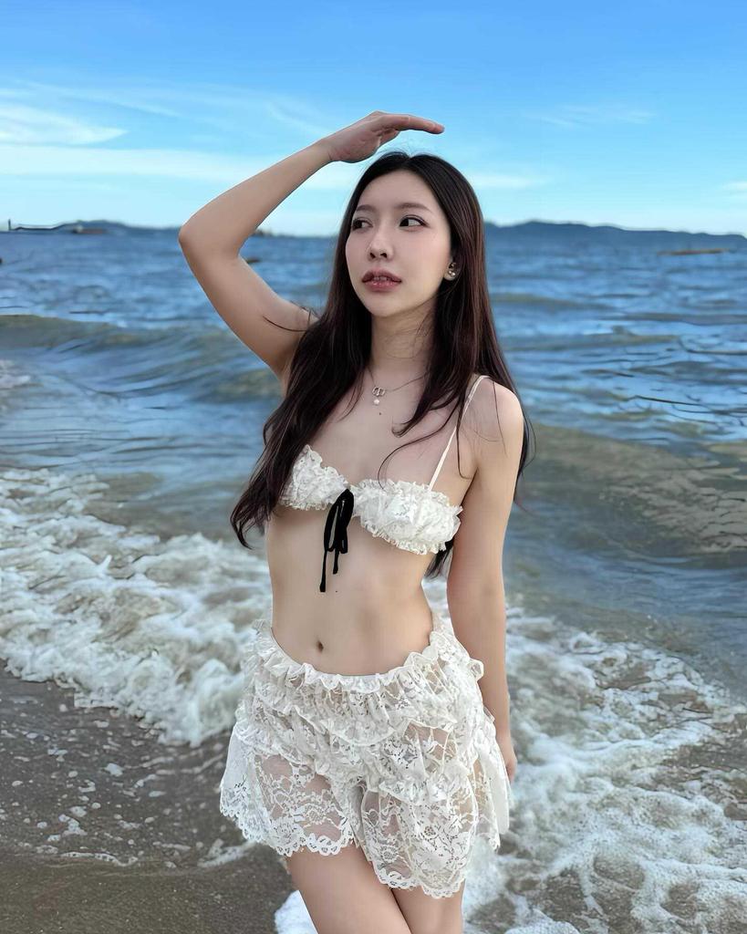 Lace Sexy Split Bikini Swimsuit - 2025 Korean Style for Vacation & Beach