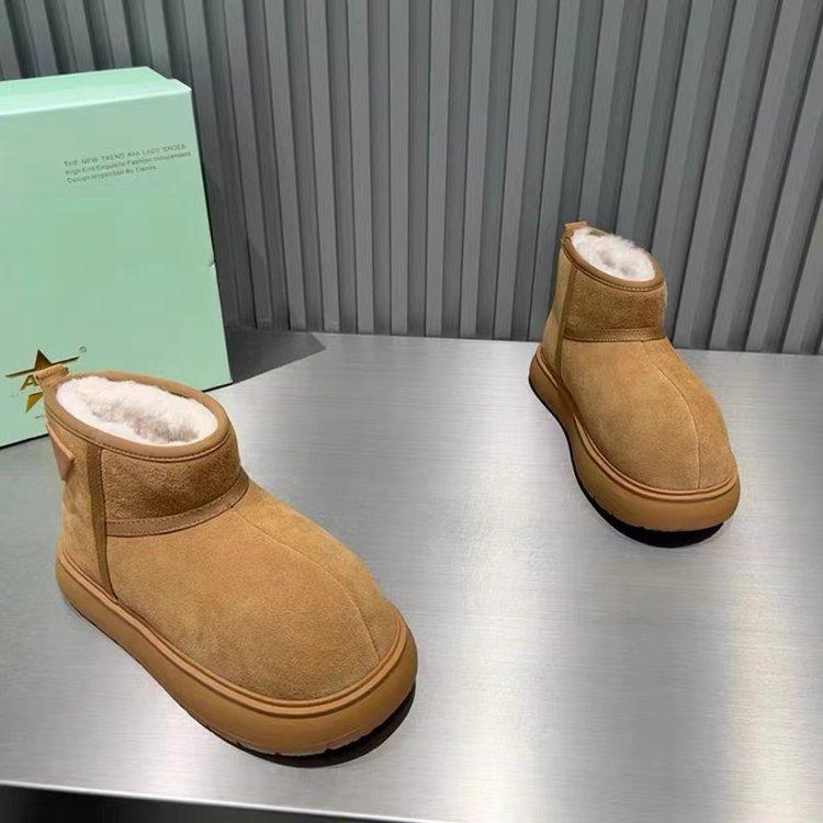 European Station 2025 Winter New Kapibara Frosted Leather Thickened Snow Cotton Boots Bread Shoes Small Women's Shoes