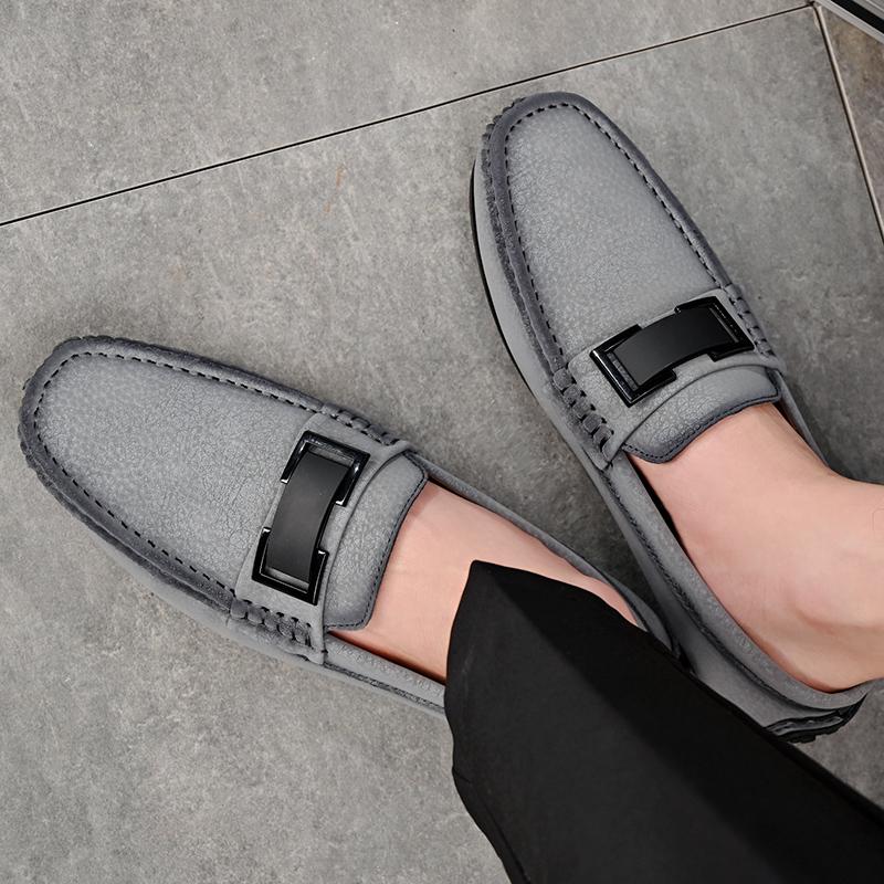 Fashion White Loafers for Men Soft Sole Social Shoes Casual Driving Flats Slip-on Male Moccasins Plus Size 38-49 Zapatillas Para Hombre
