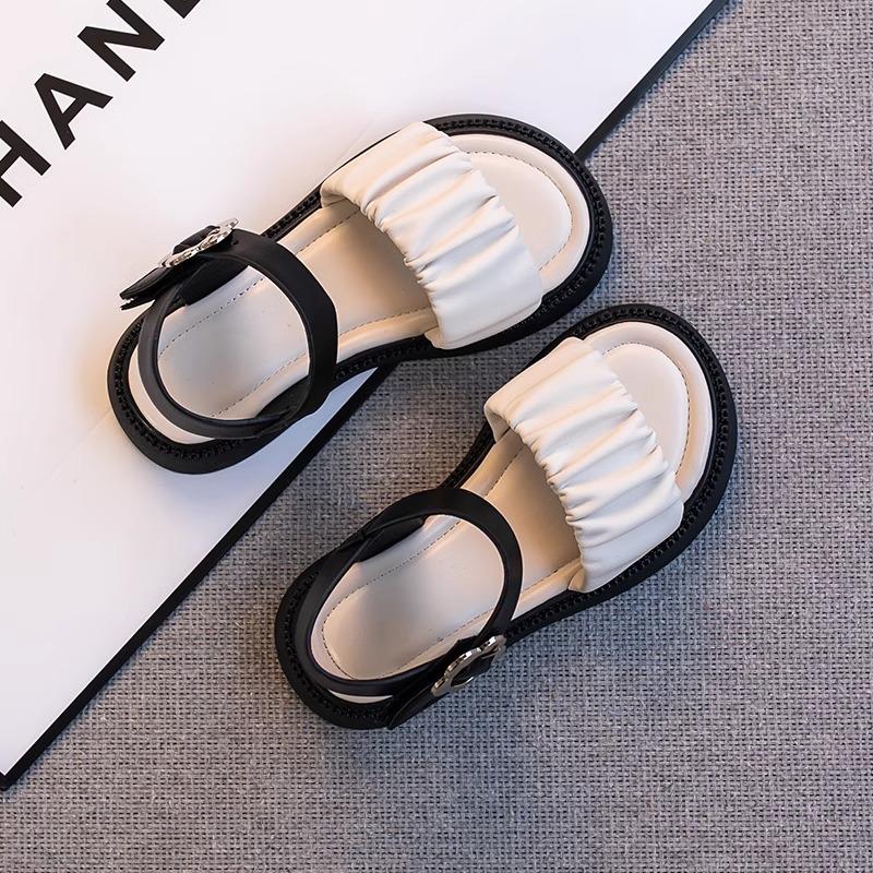 

Сандалии для девочек, новинка 2024 года, стильная детская универсальная студенческая нескользящая пляжная обувь на мягкой подошве, обувь принцессы для маленьких девочек