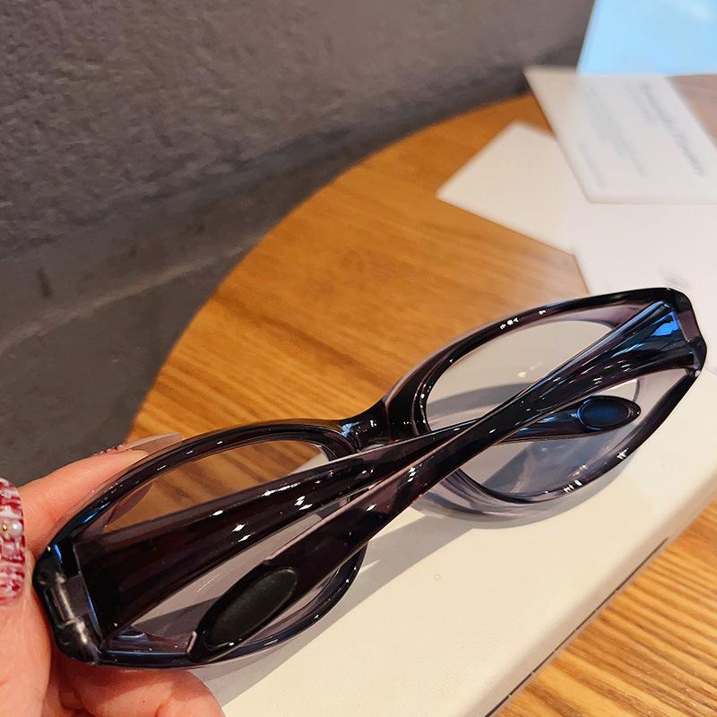 y2k Vintage Cat Eye Sun Glasses Women For Men Luxury Designer Sun Glasses Punk Popular Hip Hop Eyewear Outdoor Sport Goggle