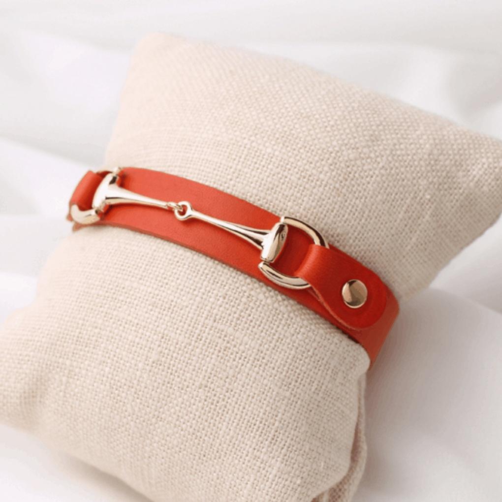 

Women s Leather Bracelet Couple Layered Chain Fashion Classic Buckle wine