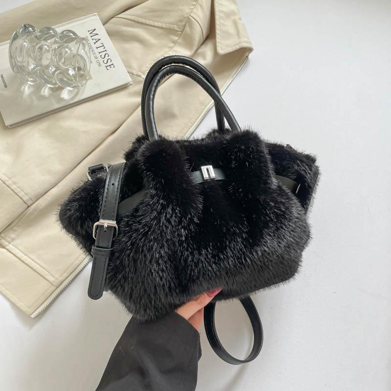 Chic Plush Women's Tote Bag, Imitati Mink Fur Women Handbag, Vegetable Basket Bag, Pleated Bag, Stylish Shoulder Crossbody Bag