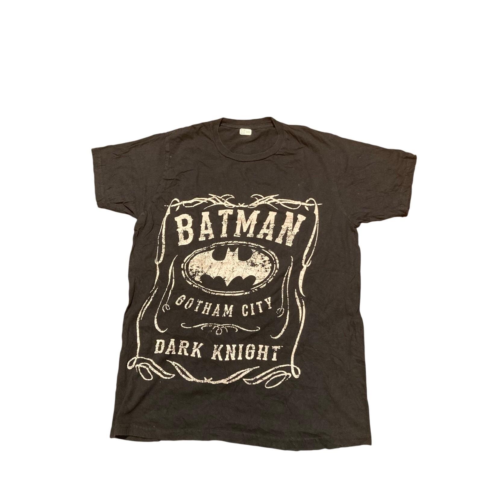 Batman Whiskey Label Gotham City Dark Knight Black Tee Sz M S