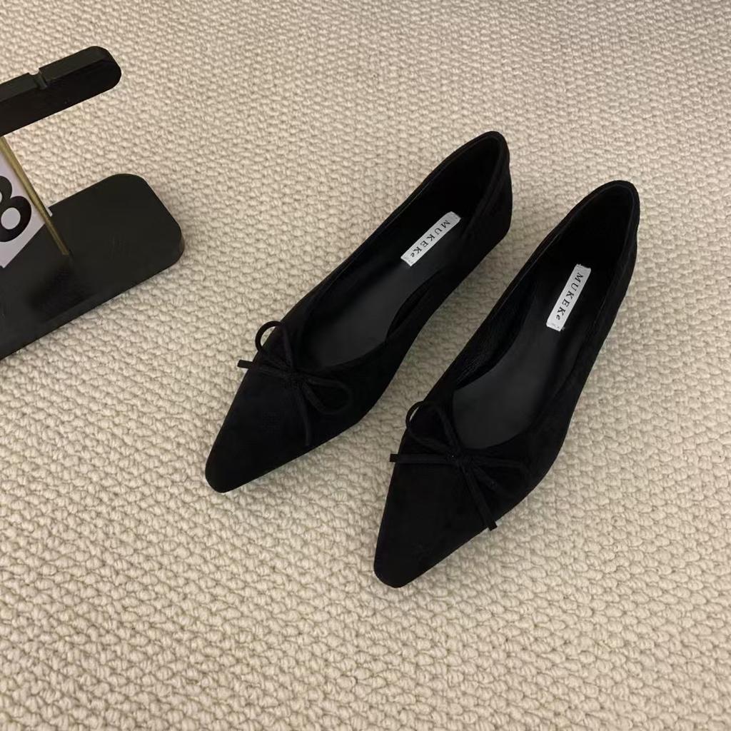 Suede pointed commuter single shoes women's 2025 autumn new versatile French bow light slope heel Mary Jane shoes