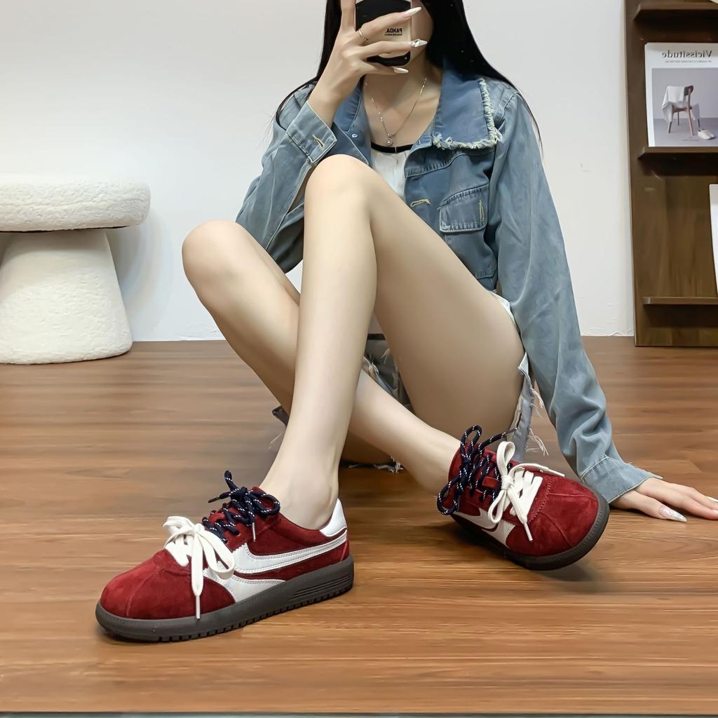 Red German training shoes women's 2025 spring and autumn new flat baseplate shoes Korean version of college style casual sports shoes women's o