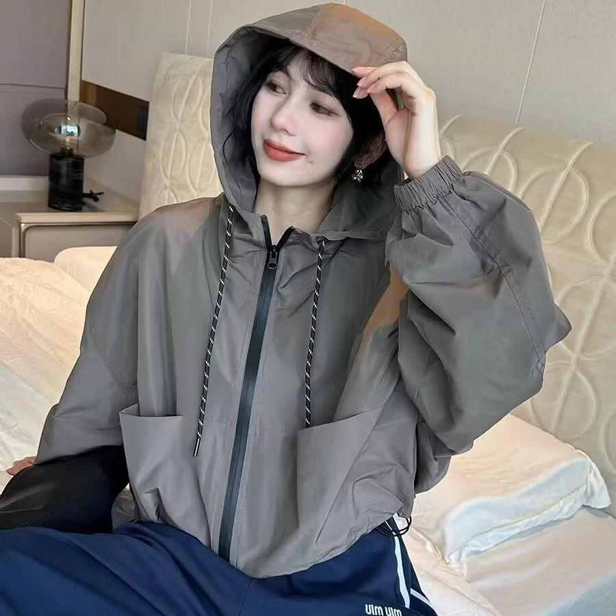 Women's Drawstring Hooded Windbreaker Jacket Early Autumn Loose Trendy Top for Women