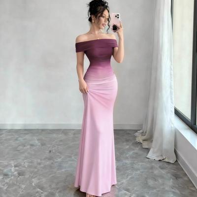 Amazon 2026 grenzüberschreitender europäischer und amerikanischer Außenhandel neue Mode kurzärmlig Farbverlauf One-Shoulder-Kragen Hüftrock langes Kleid