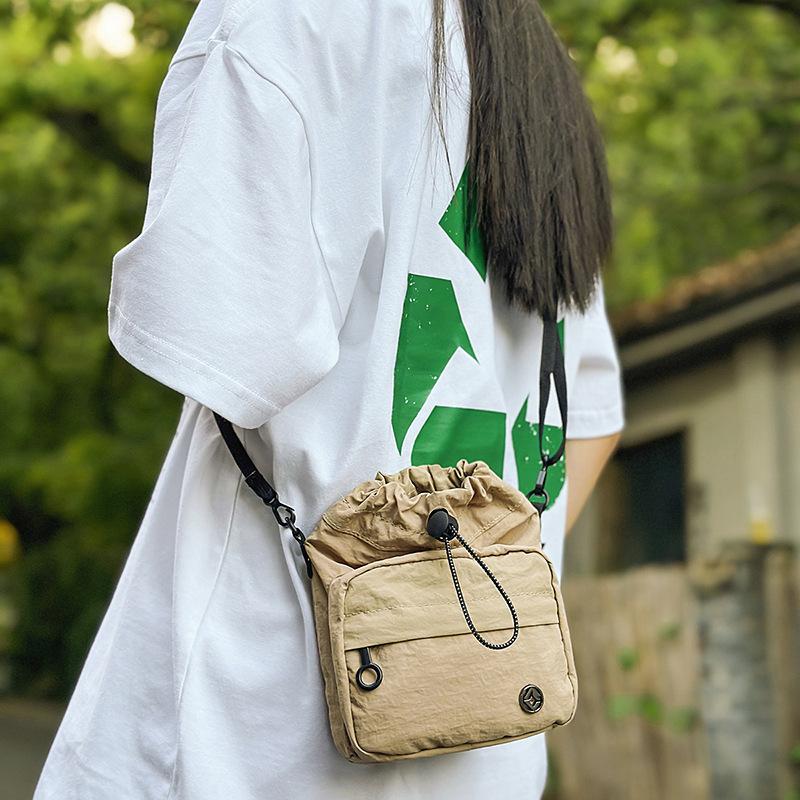 2025 New Mobile Phone Bag Female Messenger Mini Small Bag Summer Men's Neck Bag Shoulder Messenger Bag Drawstring Bag