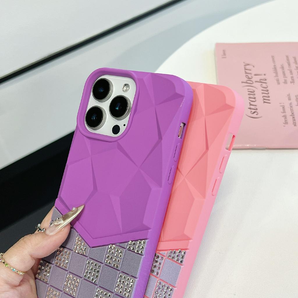 For iPhone 16 Pro Max Case Geometric Diamond Pattern Rhinestone Decor Rubberized TPU Phone Cover