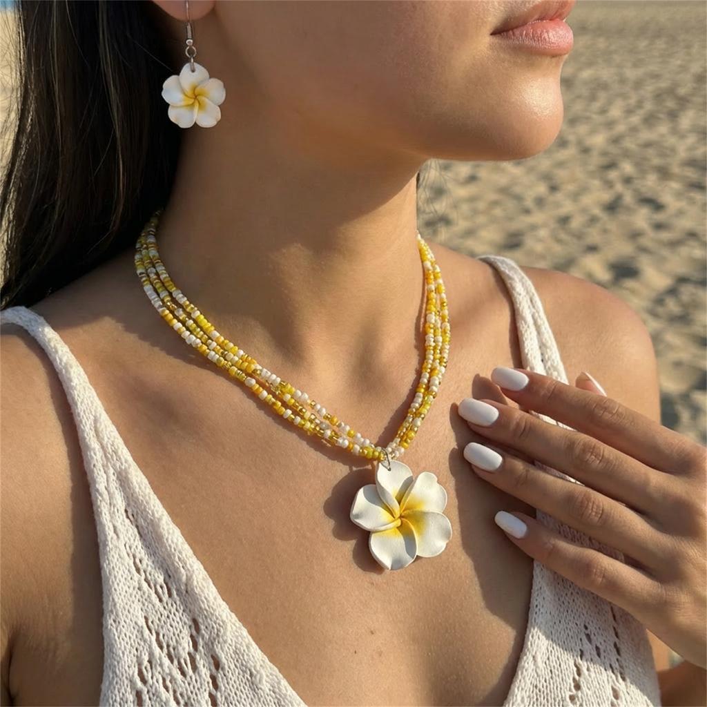 Bohemian Summer Beach Choker Necklace for Women White Flower Turtle Charm Clavicle Chain Holiday Jewelry Gift