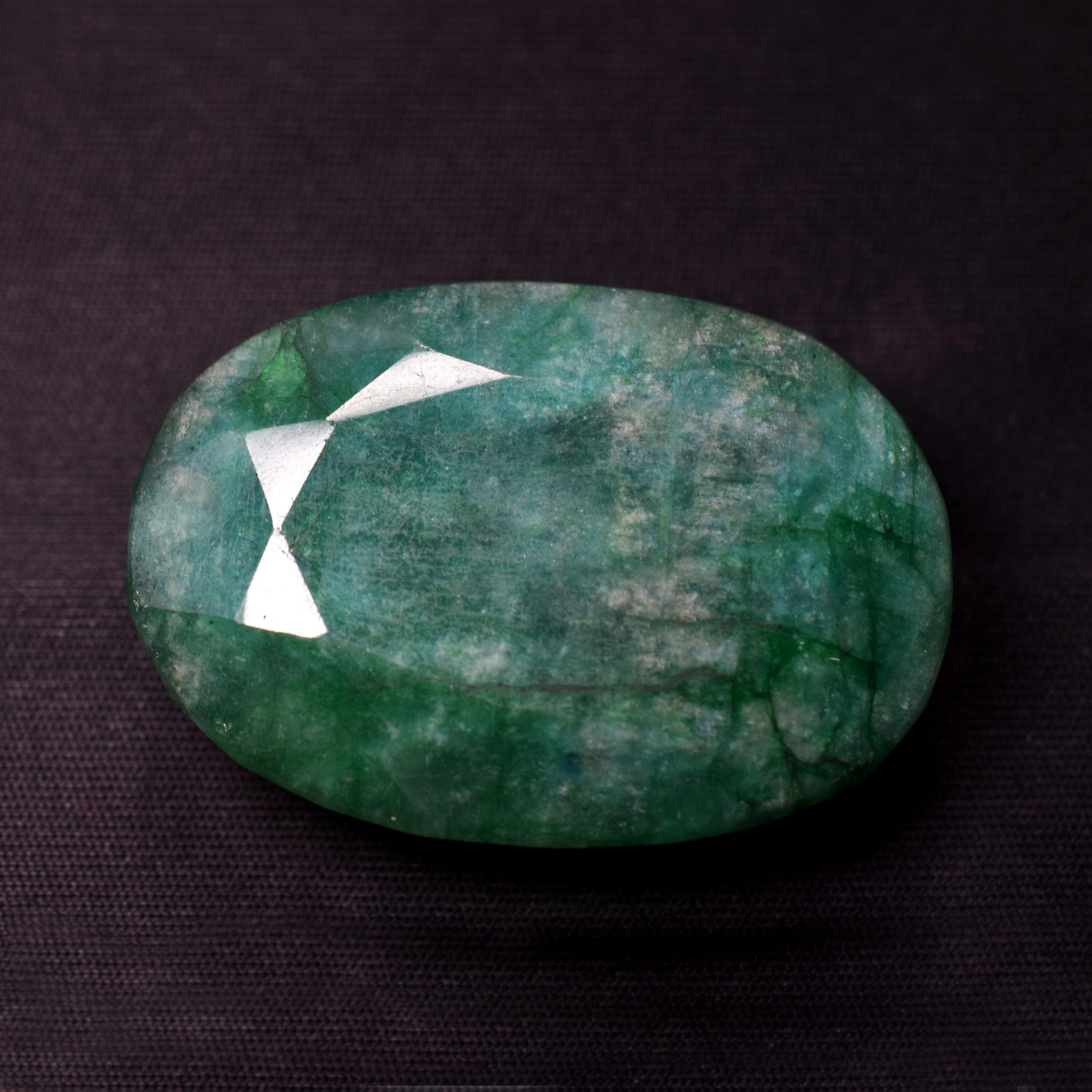 

NATURAL Green Emerald 146 Ct CERTIFIED Oval Shape Loose Gemstone FOR Collection 41.3 mm Approx. зелений
