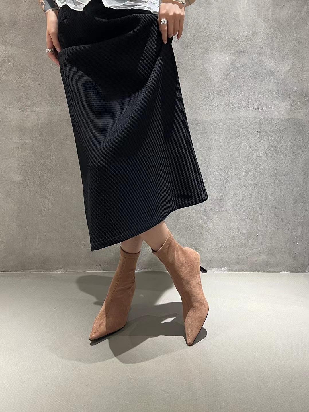 

Коричневые короткие ботинки женские на высоком каблуке осенне-зимние универсальные на тонком каблуке эластичные ботинки замшевые остроносые облегающие ботинки 39 хаки