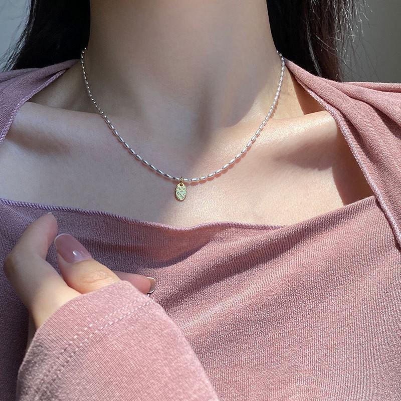 S925 Silver Retro Circle Necklace – Women's Elegant Clavicle Chain, Light Luxury Trendy Sweater Accessory