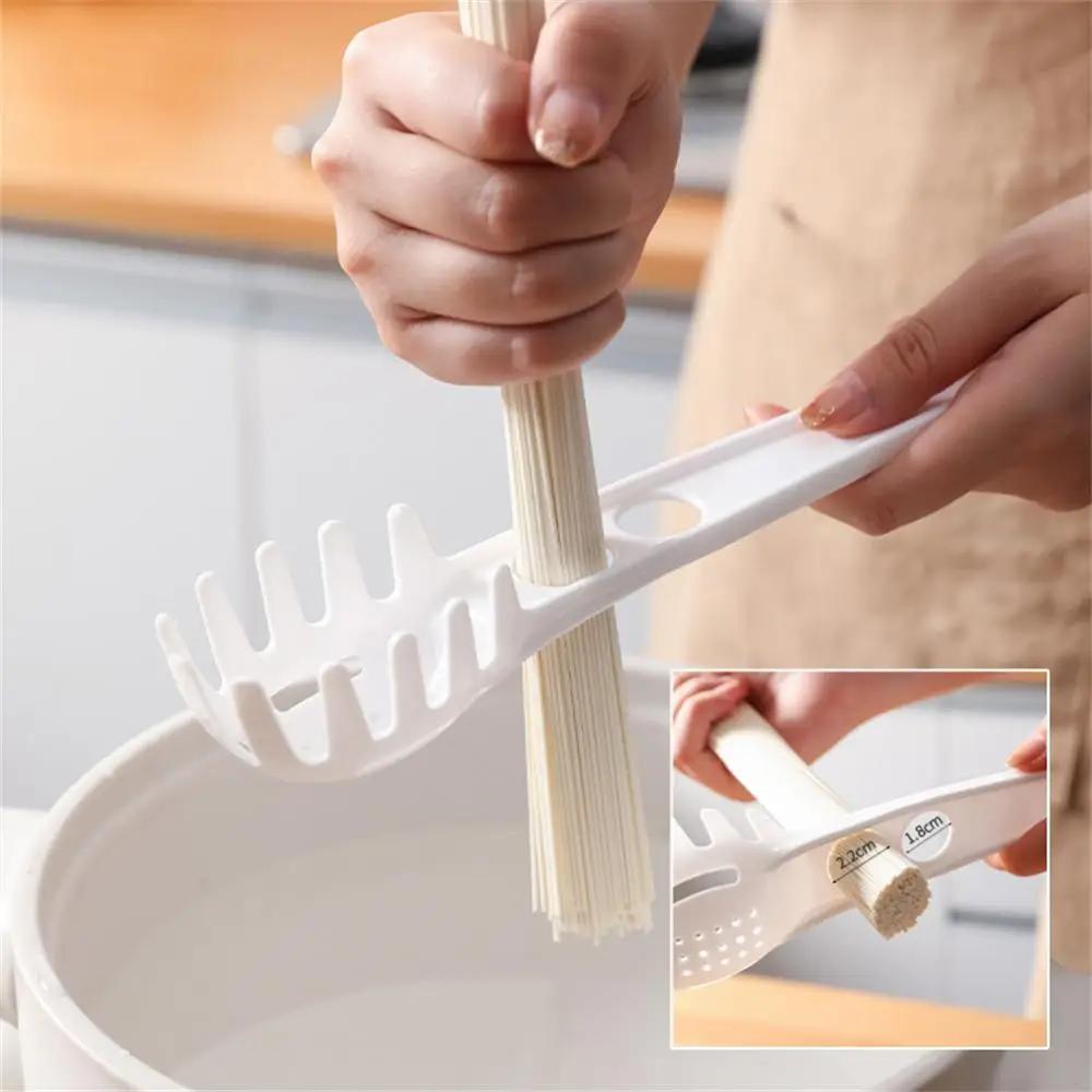Spaghetti Spoon Multi-functional Home Fish Noodle Spoon Plastic Draining Colander Egg Yolk Separation Spoon Kitchen Supplies