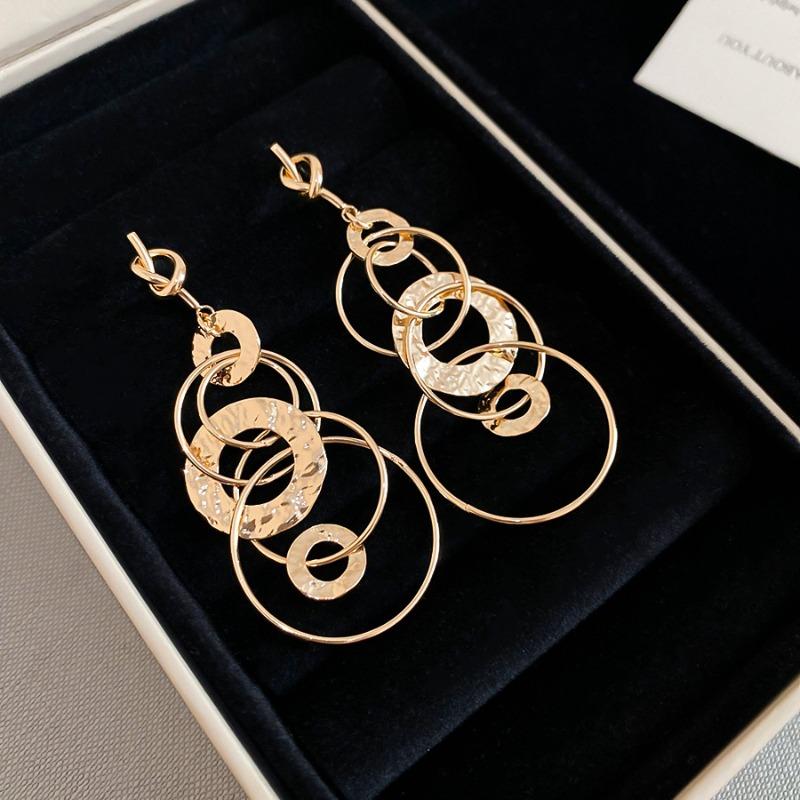 Silver needle European and American knotted round pleated metal fringed pendant earrings versatile stud earrings niche design earrings women