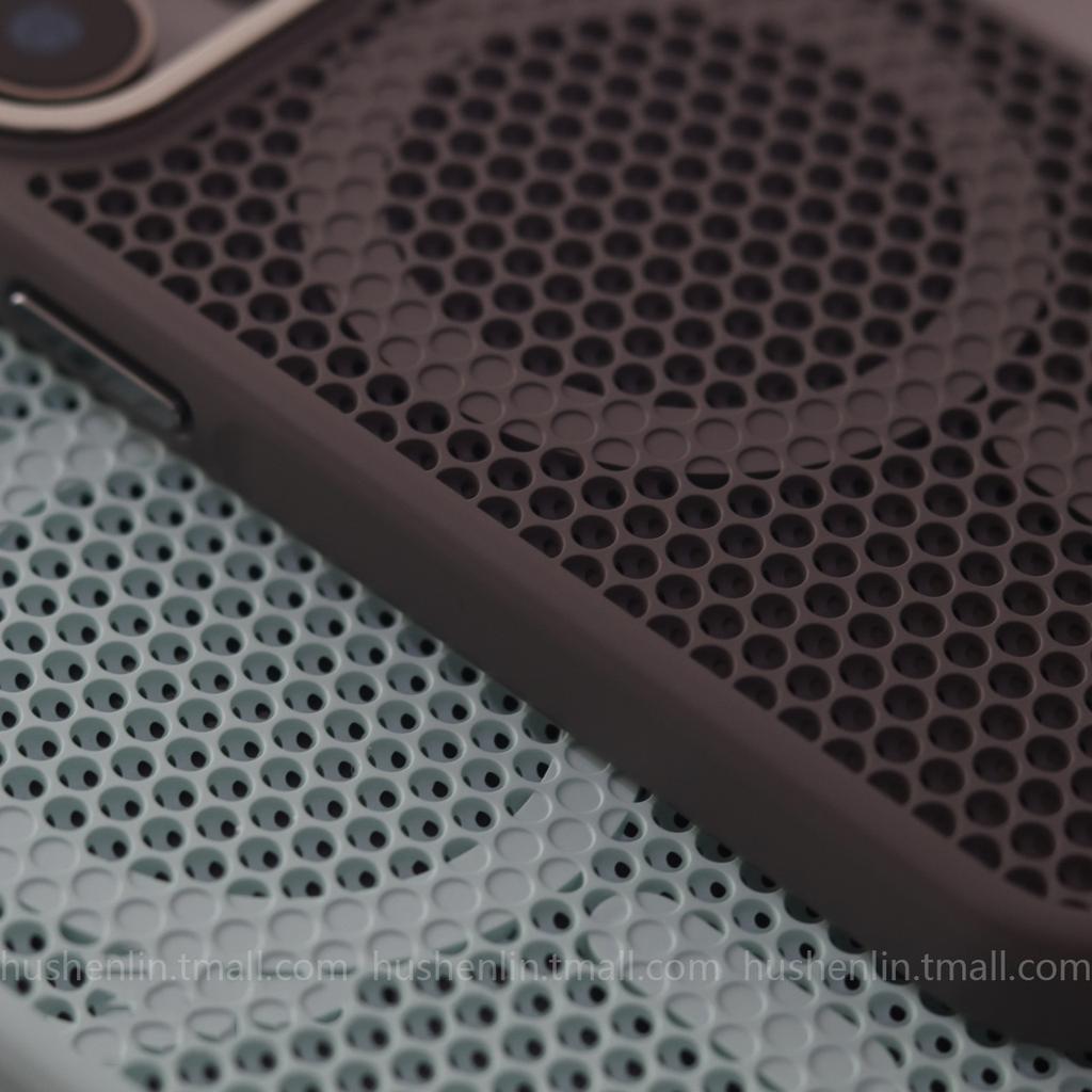 Applicable To iPhone17PROMAX Honeycomb Breathable Heat Dissipation Magnetic Lens Holder Mobile Phone Case Apple 16 Protective Case