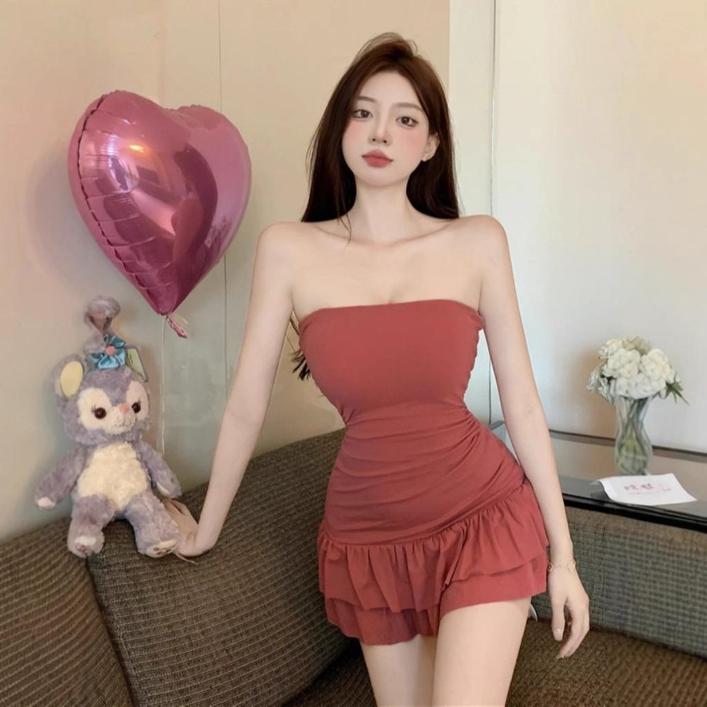 Pure and Sexy Girl with Breast Pads, Pink Strapless Dress, Summer Design, French Niche Cake Skirt, Short Skirt