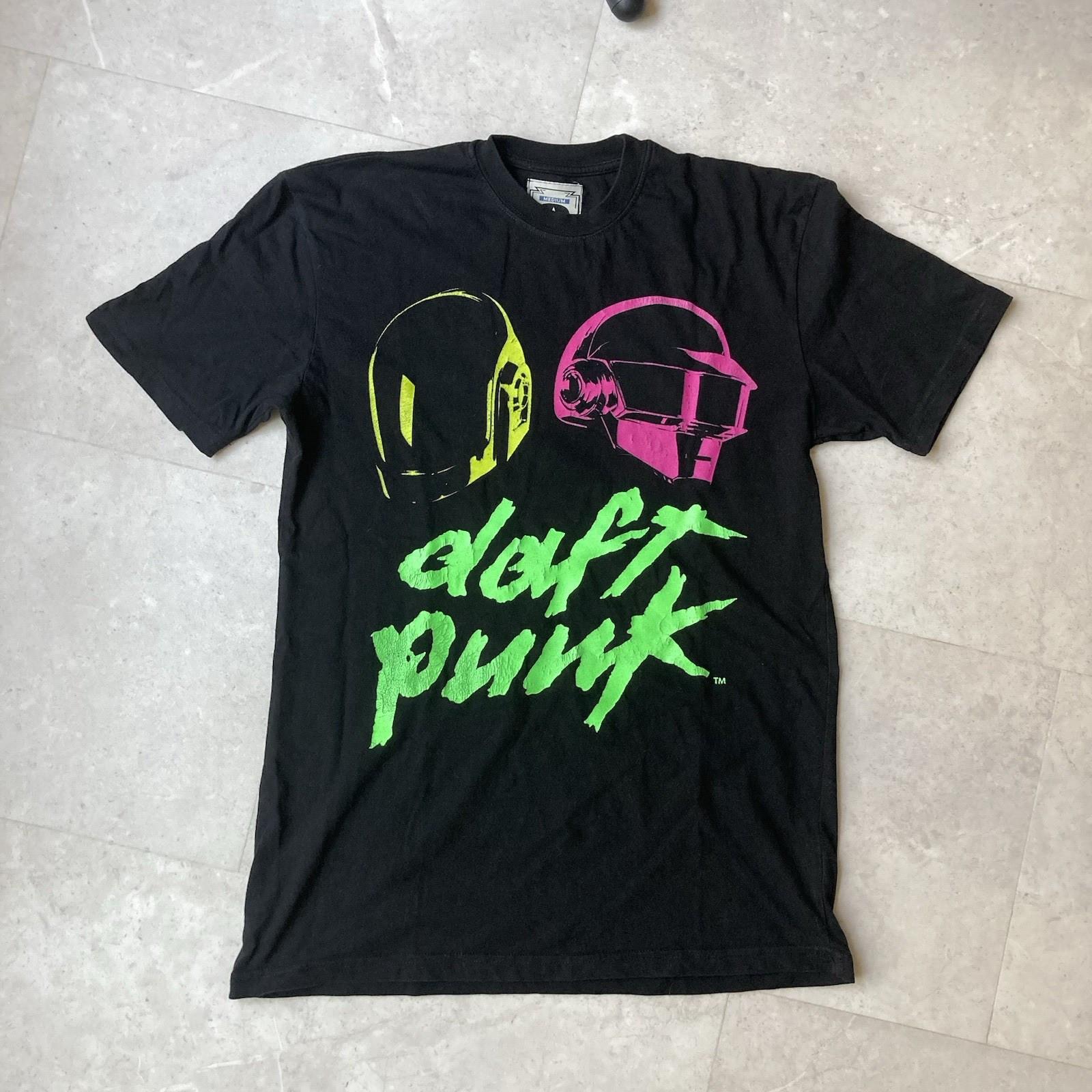 daft punk electronic dance house techno band amplified tee size medium S