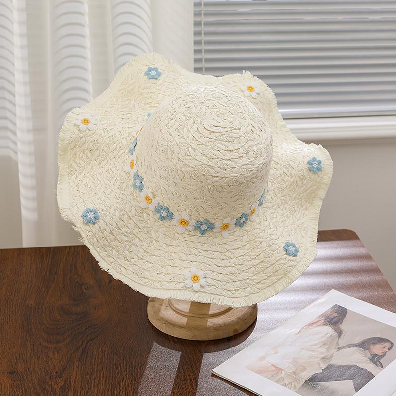 Summer Straw Hat For Women With Wide Brim Sun Protection And Breathable Paper Straw Material