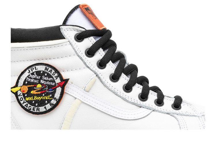 Men's Sneakers Vans Sk8-Hi MTE NASA Space Voyager True White