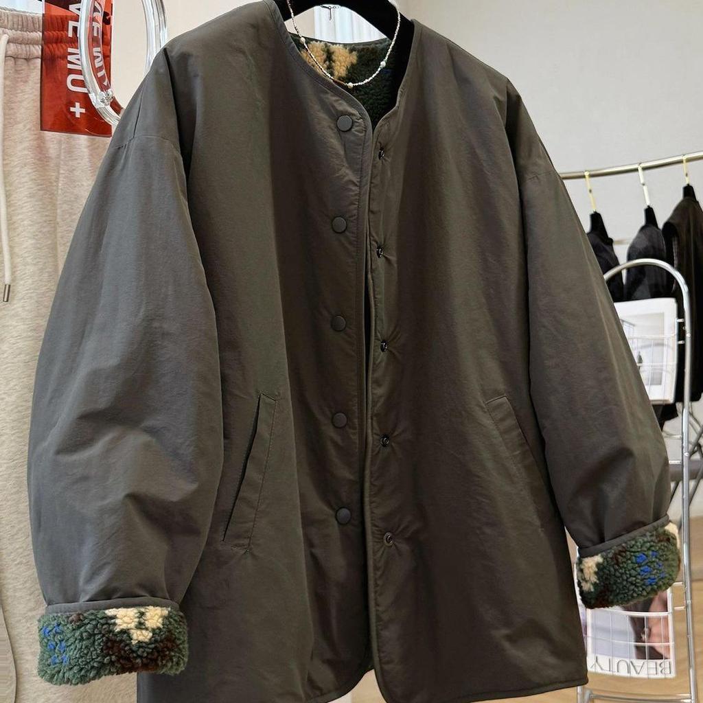 Damen Retro Zweifarbiger Color-Block Kunstlammfellmantel 2025 - Mittellang, Verdickt für Herbst und Winter.