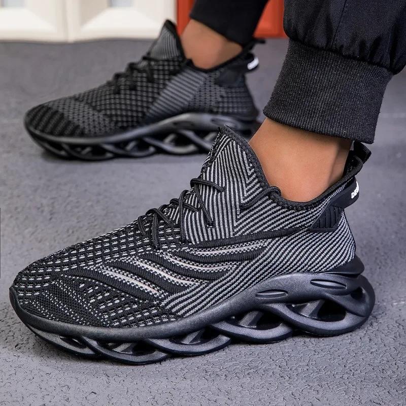Mens Sneakers Black Running Shoes Man Mesh Breathable Outdoor Sport Comfortable Wear Resistant Sneakers for Men Sneakers