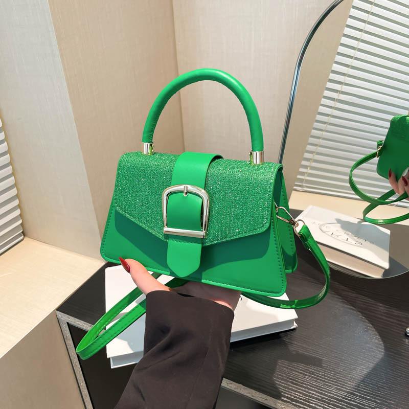 Korean Version of the Retro and Fashionable Portable Simple Temperament Bag 2025 New Casual and Beautiful Foreign Style Shoulder Messenger Bag