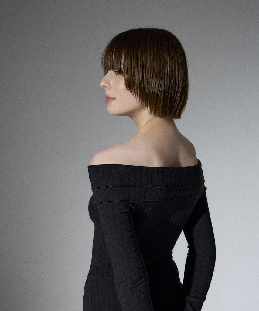 ALIENAR Double Ruffle Off-Shoulder Long Sleeve (Bk)