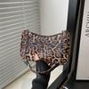 Niche Design Shoulder Bag Versatile Popular New Bag Foreign Style Handbag Fashionable Retro Leopard Print Underarm Bag