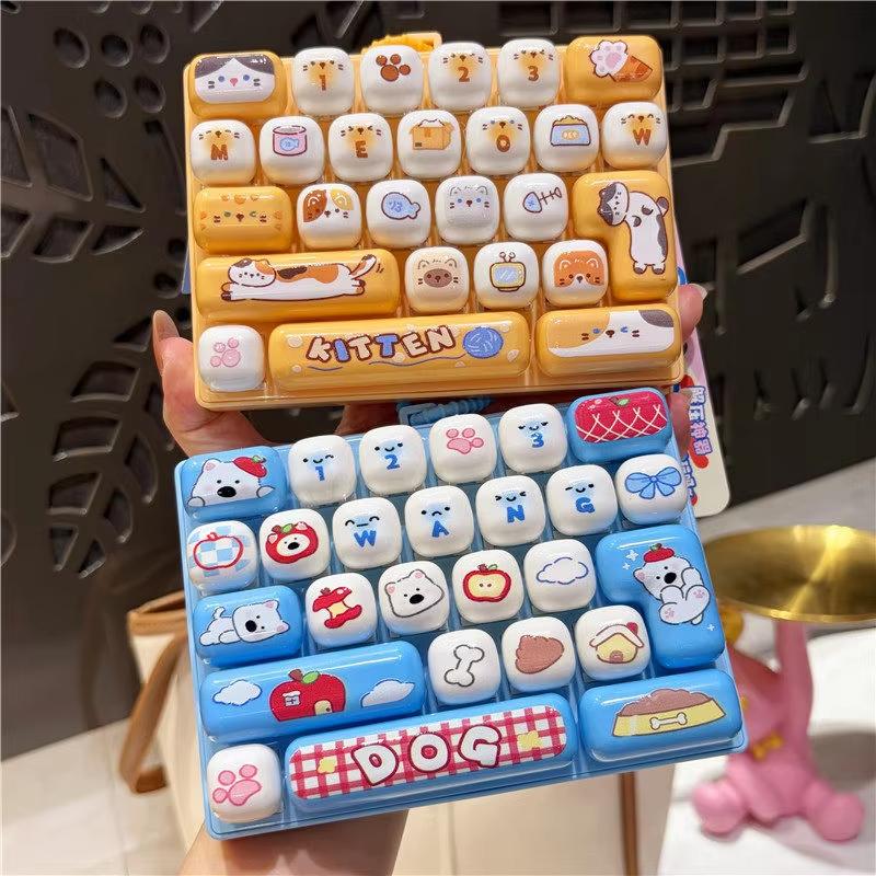 Cute 26 Grids Stress Relief Simulation Keyboard Keychain Animal Diary Desktop Decoration Student Bag Ornament Toy Creative Gift