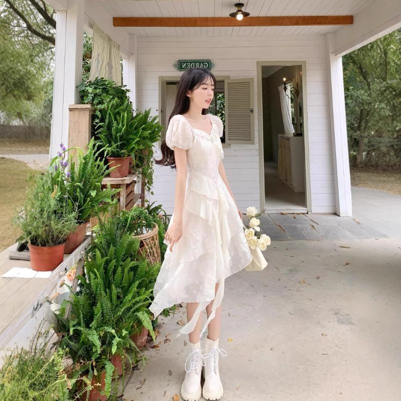 Design sense irregular bubble sleeve dress summer square collar waist thin holiday style princess dress