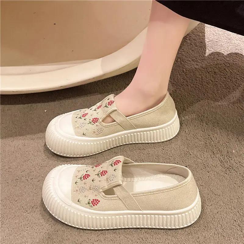 Comfortable and Elegant Canvas Shoes for Women Spring Autumn Designer Luxury Offer Walking Daily Routine Woman Footwear On Sale