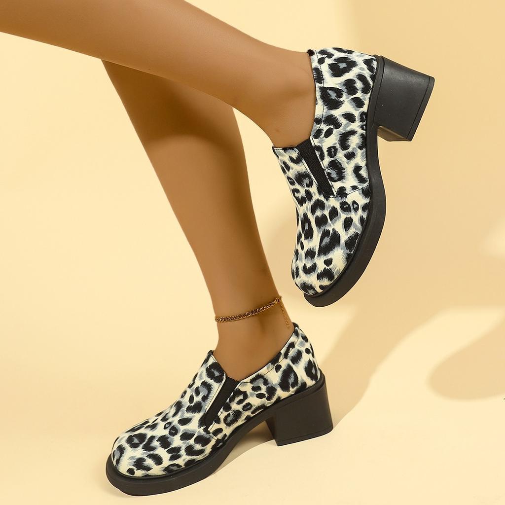 Large Size Single Shoes Women's Autumn New Pointed Leopard Print Casual Thick Heel Single Shoes