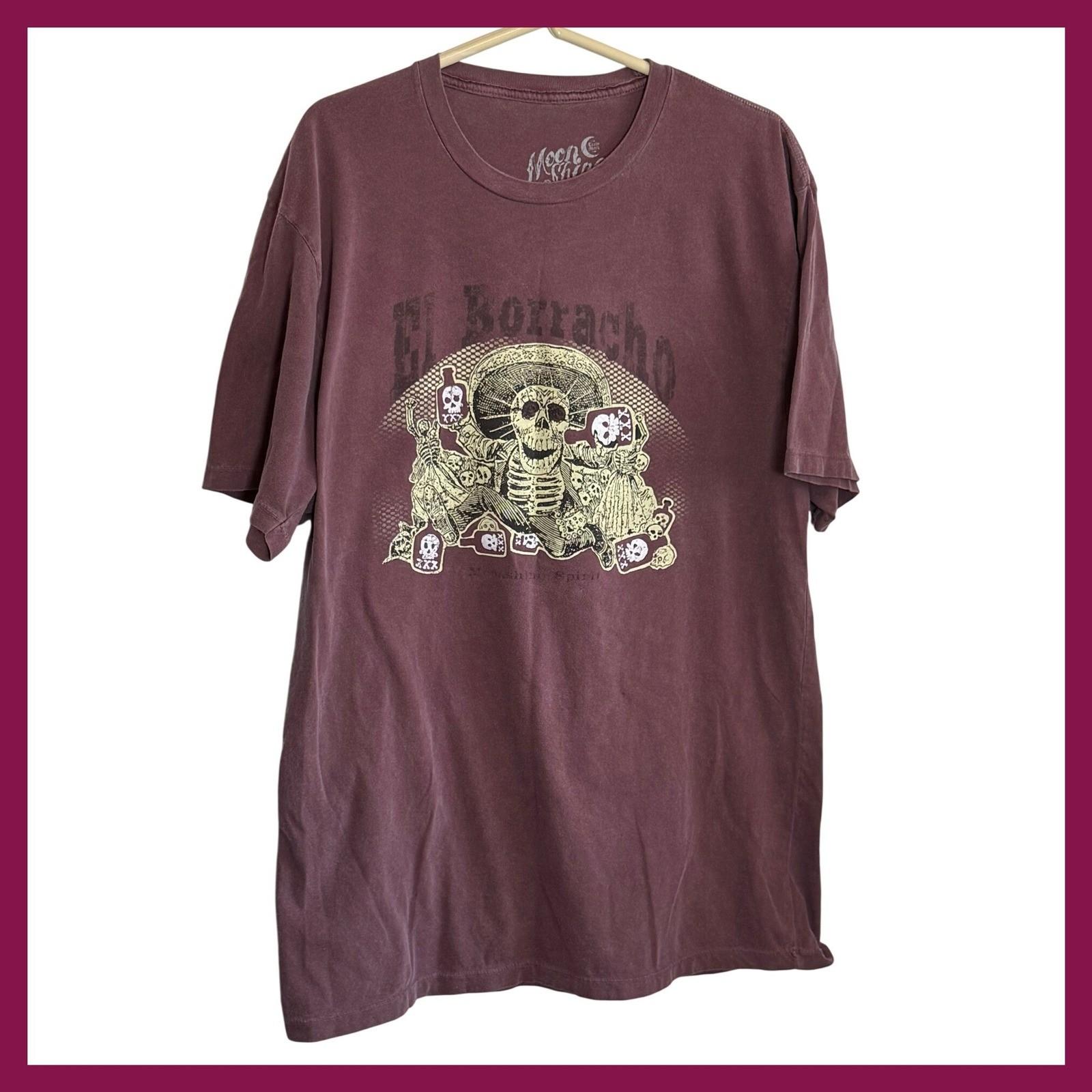 

NWOT Moonshine Spirit Brad Paisley Mens El Borracho Skeleton Graphic T-Shirt 5XL різнокольоровий