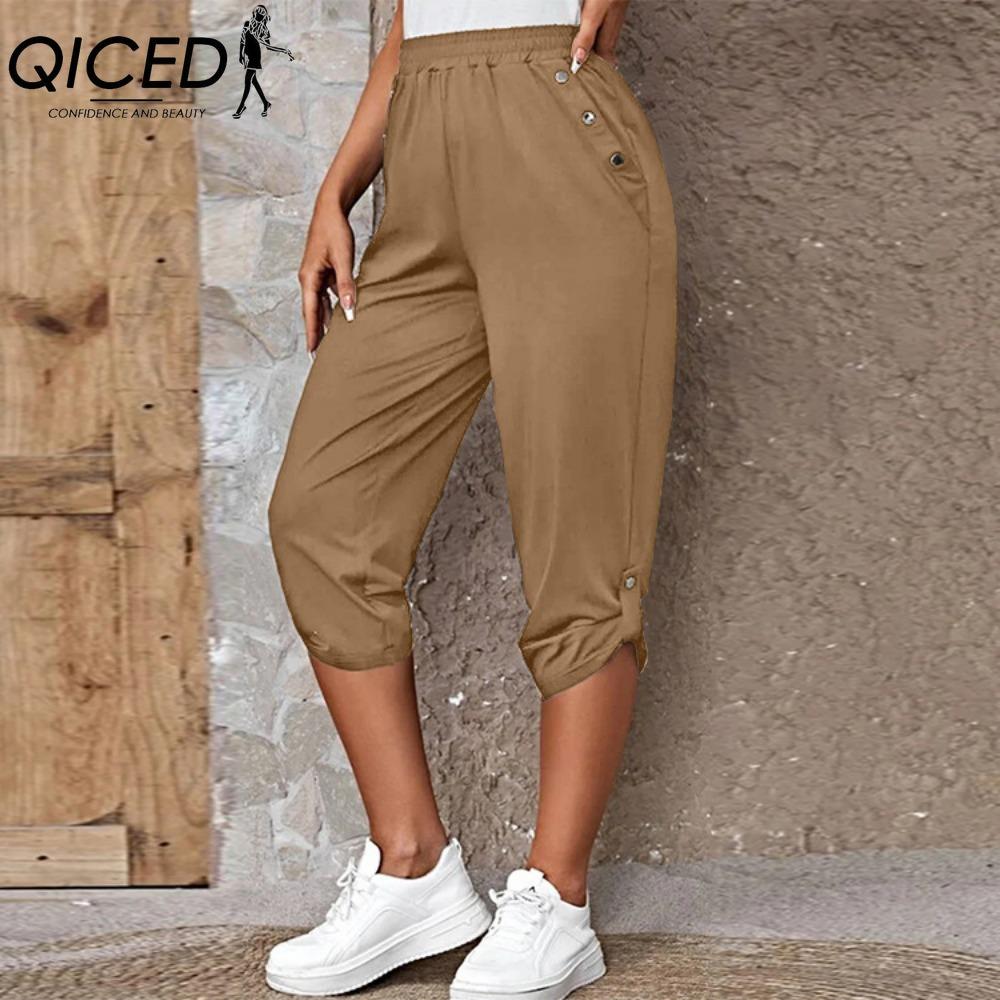 QICED Damen Cropped Hosen mit Taschen und elastischem Bund, Sommerknöpfe