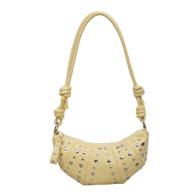 Trendy cool rivet small bag women's new fashion croissant summer feeling shoulder messenger bag