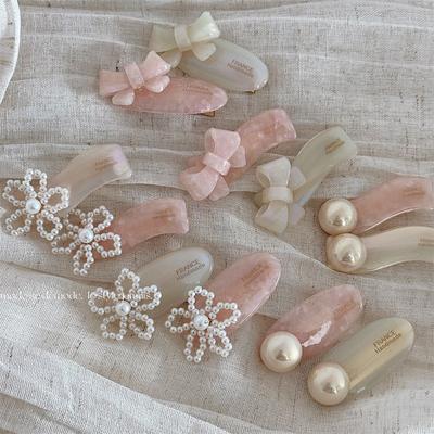 Modische Haarspangen im französischen Stil für Damen Zartrosa Acetat Perle Alligator-Klammer Haarschmuck