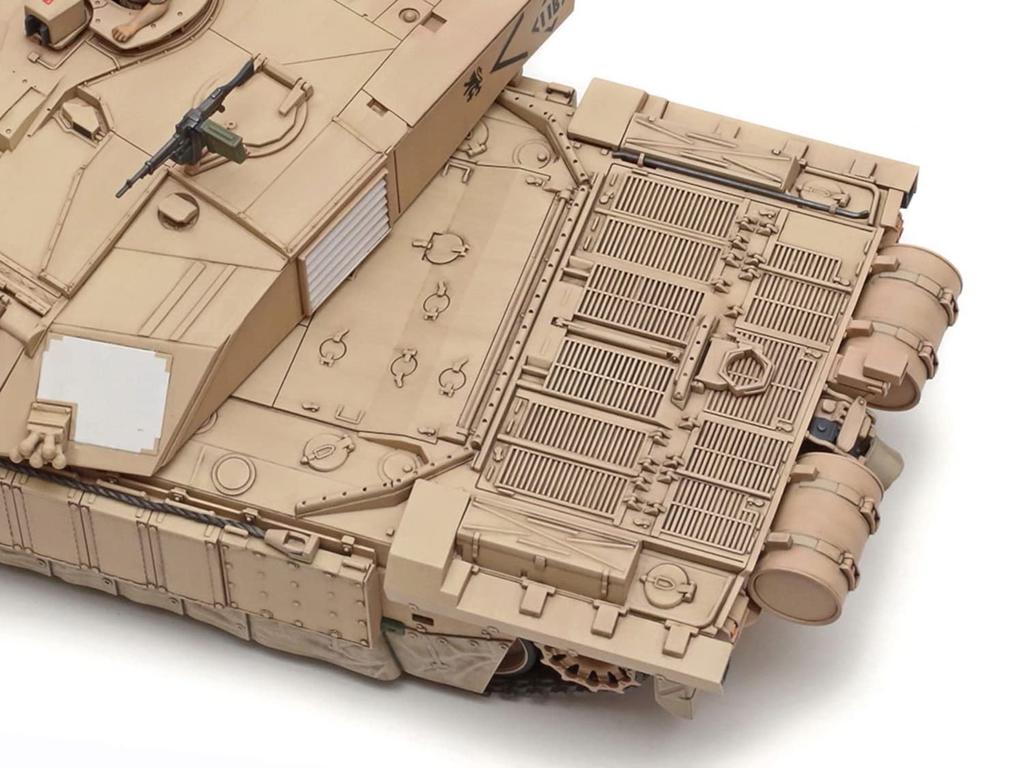Tamiya Military Miniature Series 101 British Main Battle Tank Challenger II Iraq War Version Plastic Model Kit 32601 Molded Color 1/48 No.